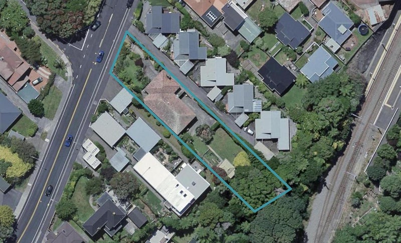 25 Box Hill, Khandallah, Wellington - Carousel 1