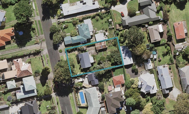 17 Scott Avenue, Mangere Bridge, Auckland - Carousel 1