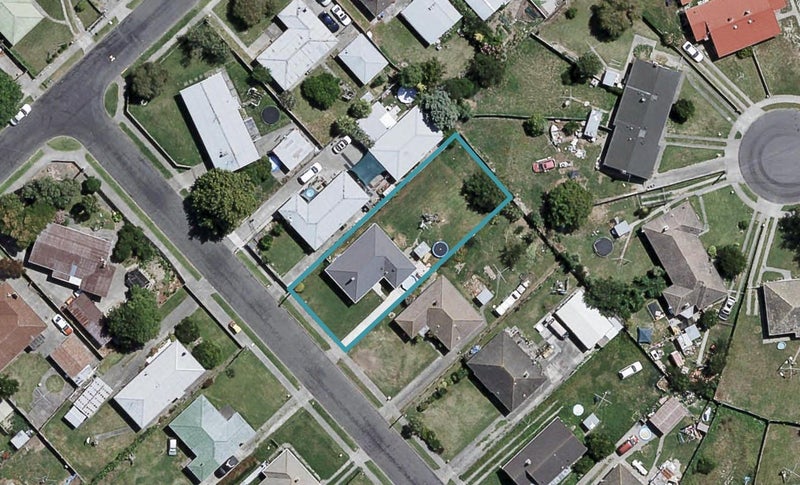 7 Charles Corner Crescent, Maraenui, Napier - Carousel 1