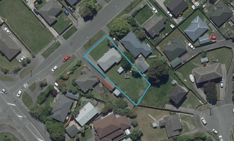 151 Aorangi Road, Bryndwr, Christchurch - Carousel 1
