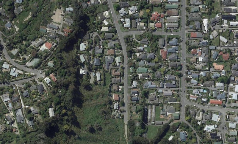 66 Albert Terrace, Saint Martins, Christchurch - Carousel 1
