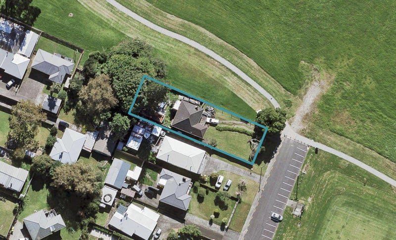 134 Archibald Road, Kelston, Auckland - Carousel 1