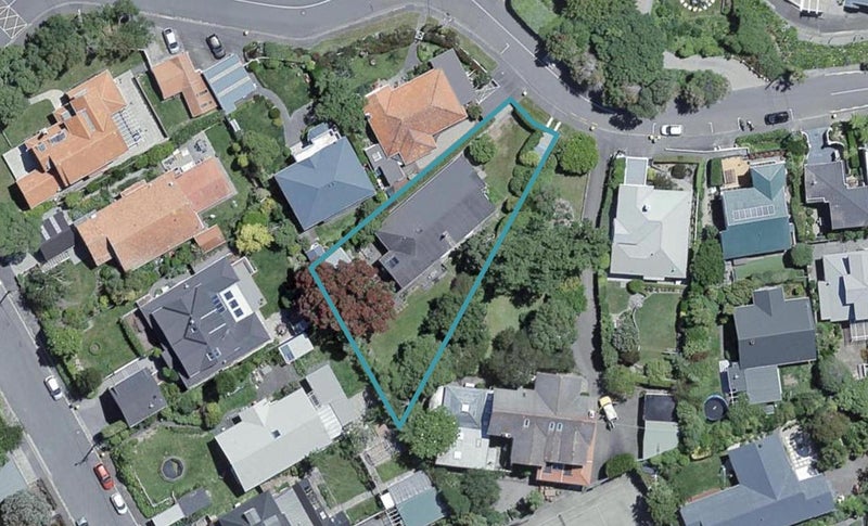43 Homewood Avenue, Karori, Wellington - Carousel 1