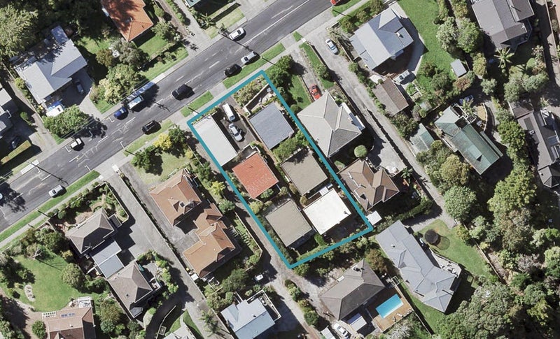 2/51 Uxbridge Road, Howick, Auckland - Carousel 1