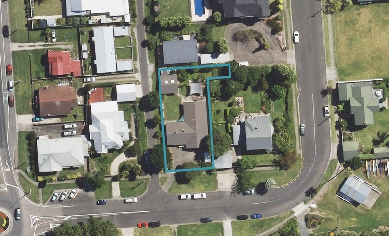 24 Fitzherbert Street, Whataupoko, Gisborne - Carousel 1