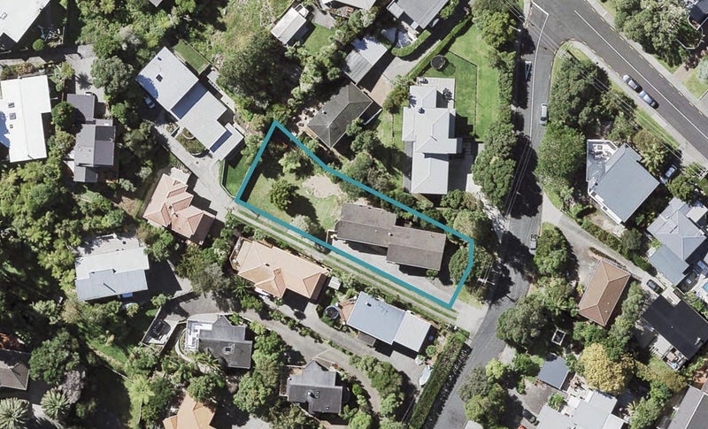 1/76 Heathcote Road, Castor Bay, Auckland - Carousel 1
