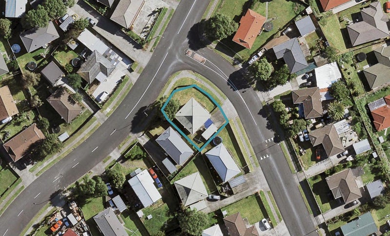 50 Barneys Farm Road, Clendon Park, Auckland - Carousel 1
