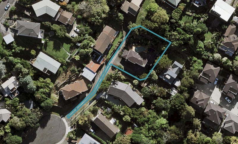 10 Tynor Place, Hillsborough, Auckland - Carousel 1