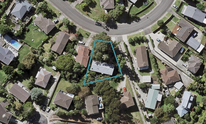 24 Regency Place, Sunnynook, Auckland - Carousel 1