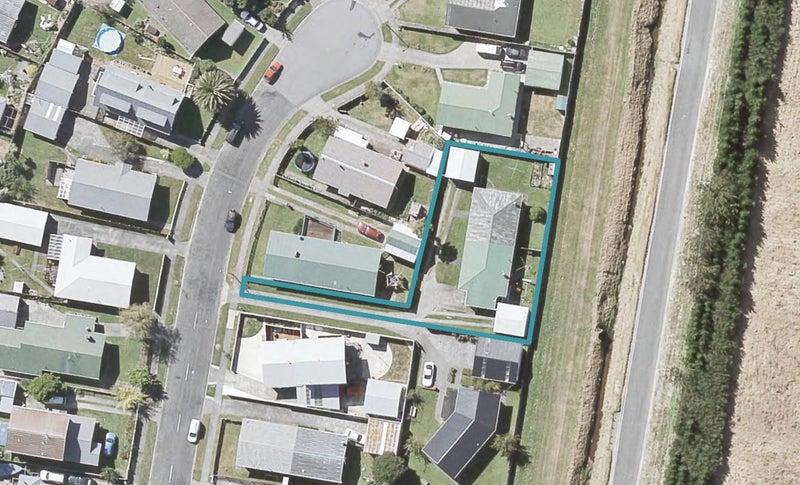 1/34 Matthews Road, Wainuiomata, Lower Hutt - Carousel 1