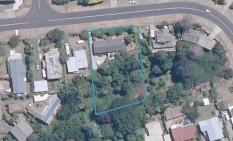 73 Kurupae Road, Hilltop, Taupō - Carousel 1