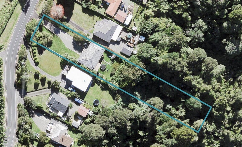 778 West Coast Road, Oratia, Auckland - Carousel 1