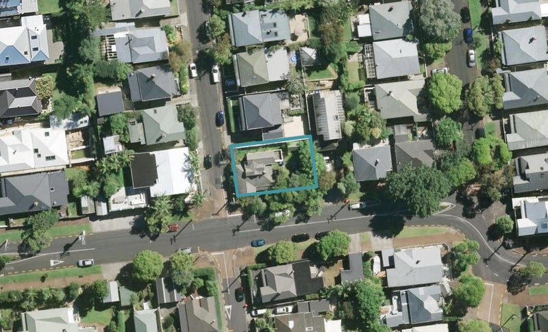49 Pompallier Terrace, Ponsonby, Auckland - Carousel 1