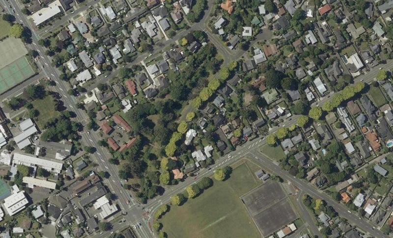 8 Awatea Terrace, Hokowhitu, Palmerston North - Carousel 1