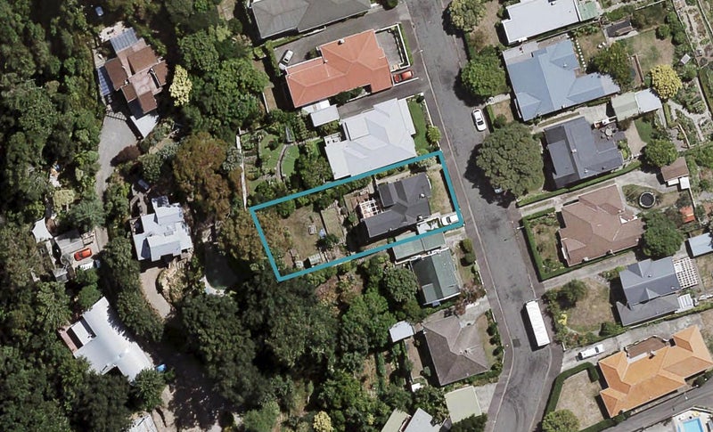 8 Coleman Terrace, Hospital Hill, Napier - Carousel 1