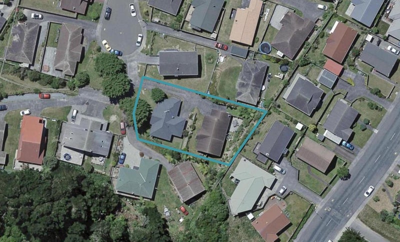 13A Fernwood Court, Woodridge, Wellington - Carousel 1