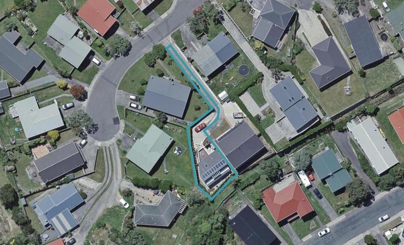 25A Cheyne Walk, Newlands, Wellington - Carousel 1