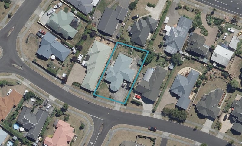 114 Ayrshire Drive, Grandview Heights, Hamilton - Carousel 1