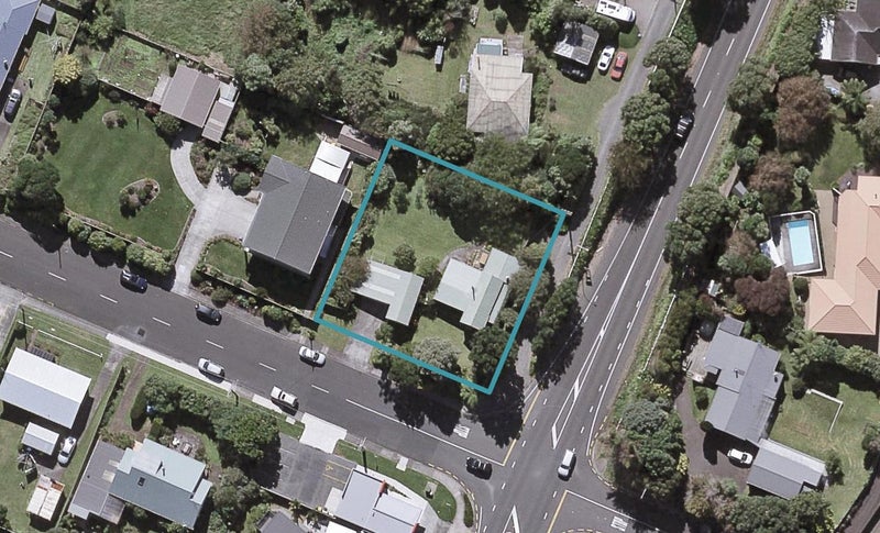 1 Hau Lane, Oakura, Oakura - Carousel 1