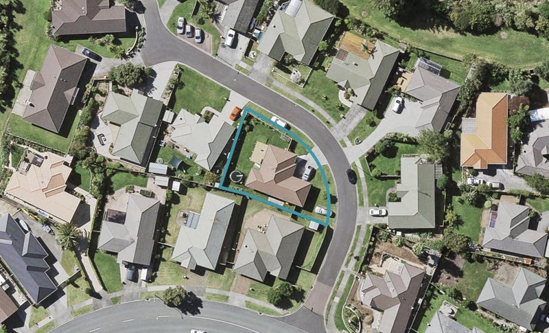 4 Kalgan Place, Burswood, Auckland - Carousel 1