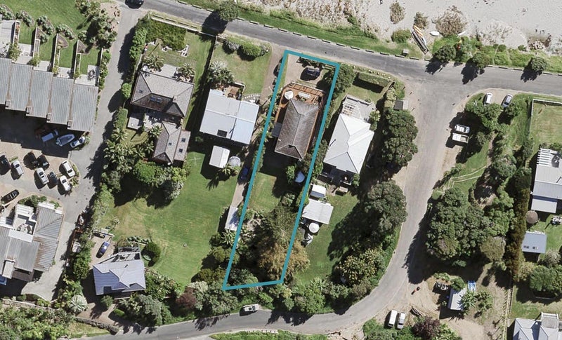 135 The Strand, Onetangi, Waiheke Island - Carousel 1