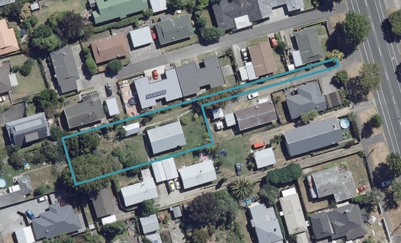 165 Galloway Street, Hamilton East, Hamilton - Carousel 1