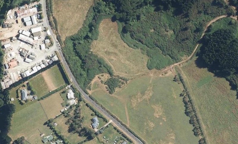22 Fell Street, Maymorn, Upper Hutt - Carousel 1