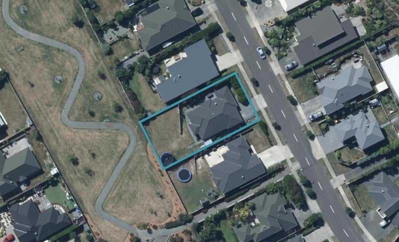 117 Te Puia Drive, Aotea, Porirua - Carousel 1