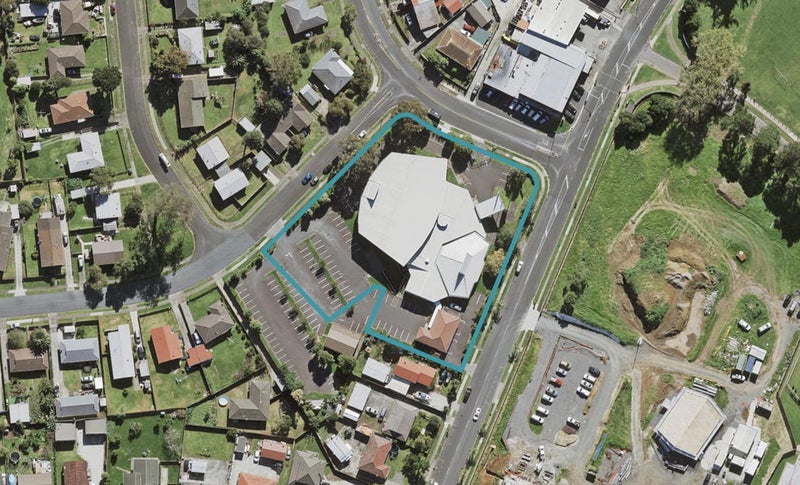 14 Wickman Way, Māngere East, Auckland - Carousel 1