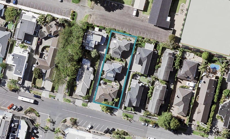 1/34 Melanesia Road, Kohimarama, Auckland - Carousel 1