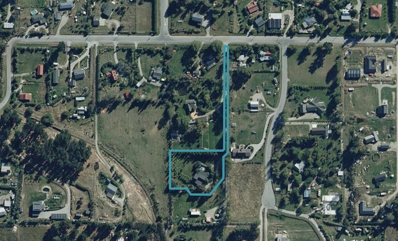 33A Loach Road, Hāwea Flat, Lake Hāwea - Carousel 1