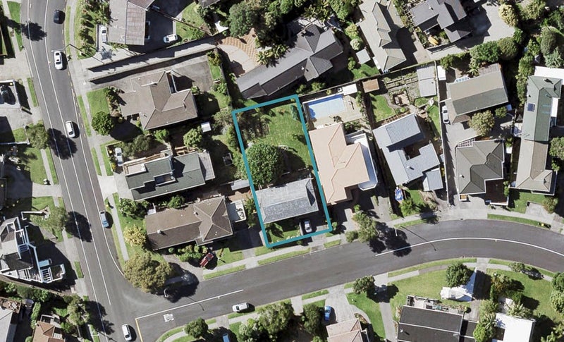 3 McCrystal Avenue, Bucklands Beach, Auckland - Carousel 1