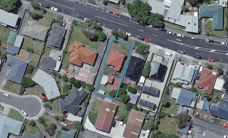 42 Camperdown Road, Miramar, Wellington - Carousel 1
