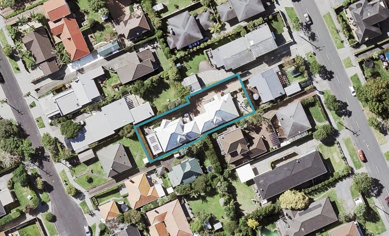 2/0 Long Drive, St Heliers, Auckland - Carousel 1
