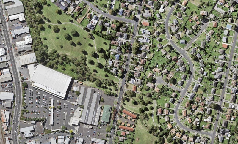 71 Line Road, Glen Innes, Auckland - Carousel 1