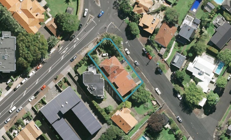 1B Takutai Street, Parnell, Auckland - Carousel 1