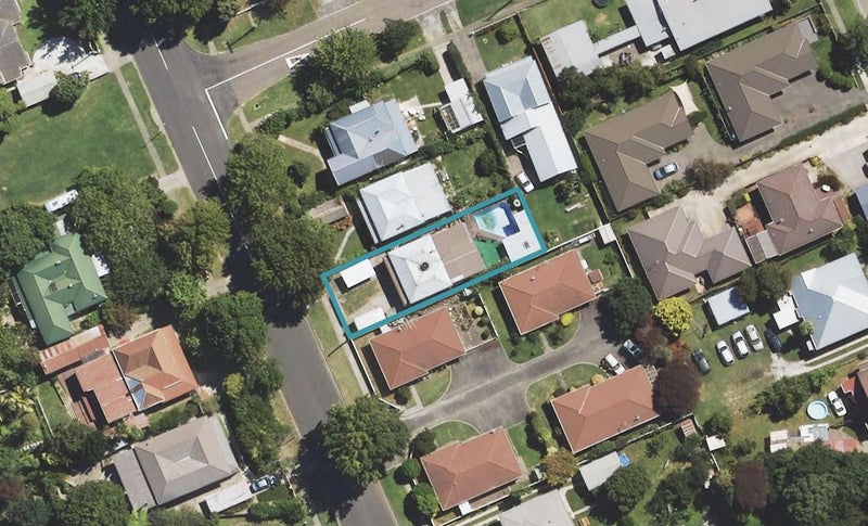 57 Stout Street, Whataupoko, Gisborne - Carousel 1