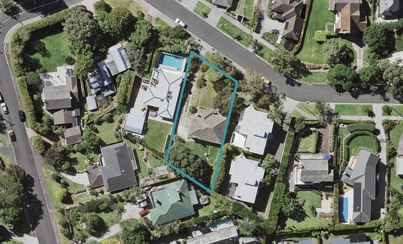 12 Comins Crescent, Mission Bay, Auckland - Carousel 1