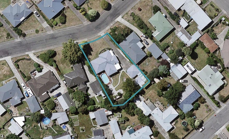 711 Rainbow Avenue, Parkvale, Hastings - Carousel 1