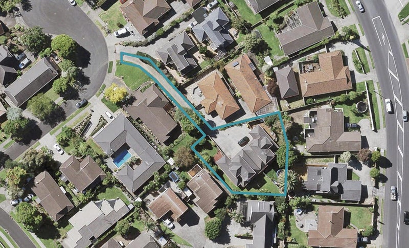 1/34 Eastridge Court, Northpark, Auckland - Carousel 1