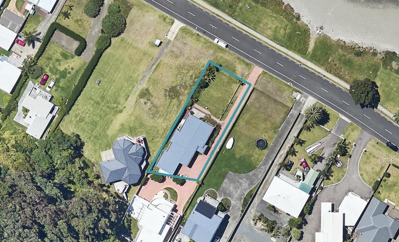 26 West End Road, Ohope, Ōhope - Carousel 1