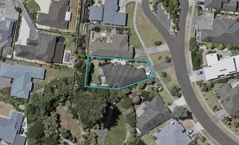 11 Matuku Place, Paraparaumu Beach, Paraparaumu - Carousel 1