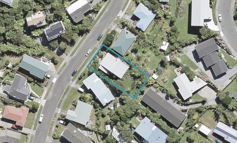 30 Wattle Grove, Maungaraki, Lower Hutt - Carousel 1