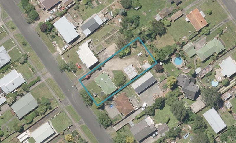 38 Roberts Avenue, Aramoho, Whanganui - Carousel 1