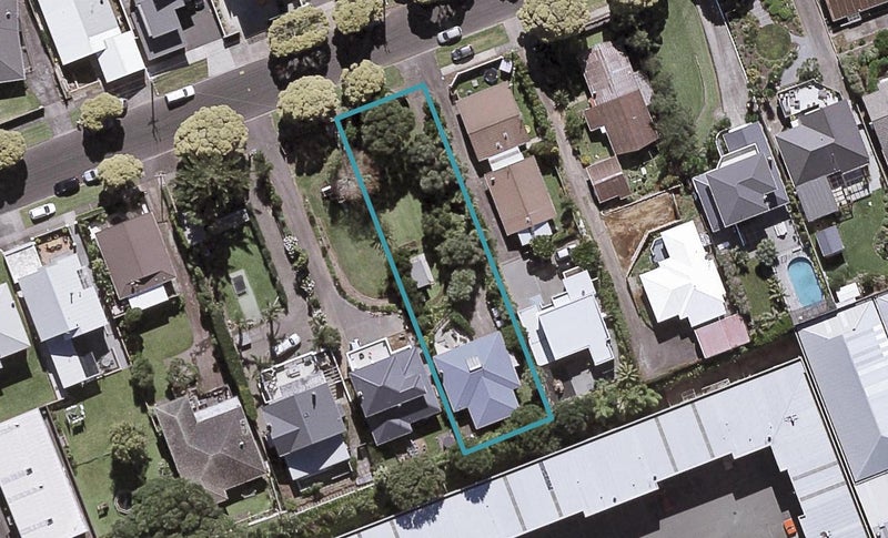 24 McLean Street, Strandon, New Plymouth - Carousel 1