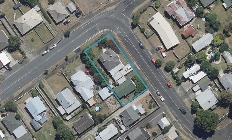 35 Rimu Street, Maeroa, Hamilton - Carousel 1
