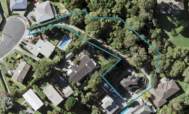 49 Trelawn Place, Cockle Bay, Auckland - Carousel 1