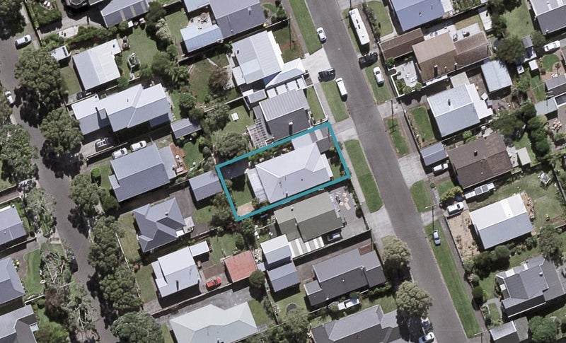 34 Newton Street, Fitzroy, New Plymouth - Carousel 1