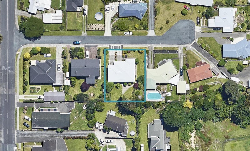5 Wiltshire Place, Te Puke, Te Puke - Carousel 1
