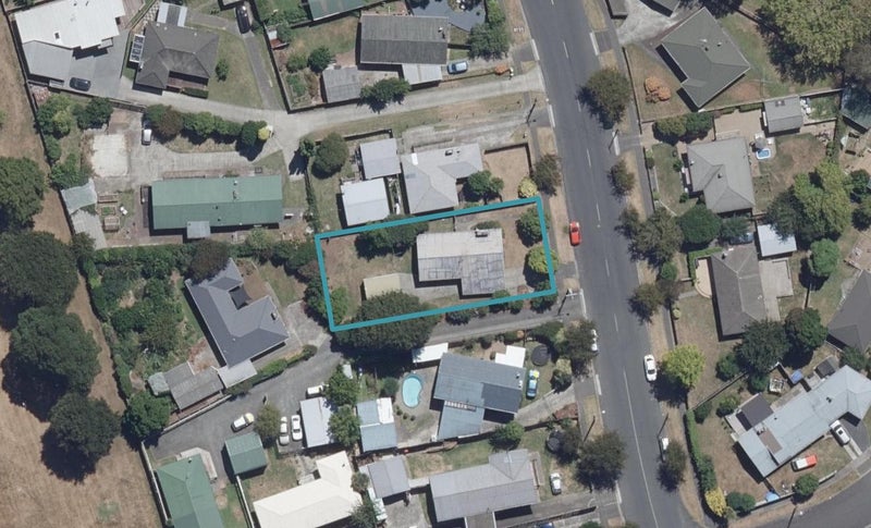 51 Morris Road, Hillcrest, Hamilton - Carousel 1